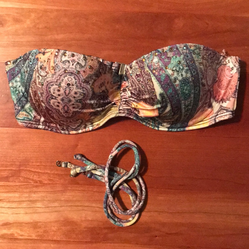 Victoria’s Secret Ruched Bandeau Swim Top 32C
